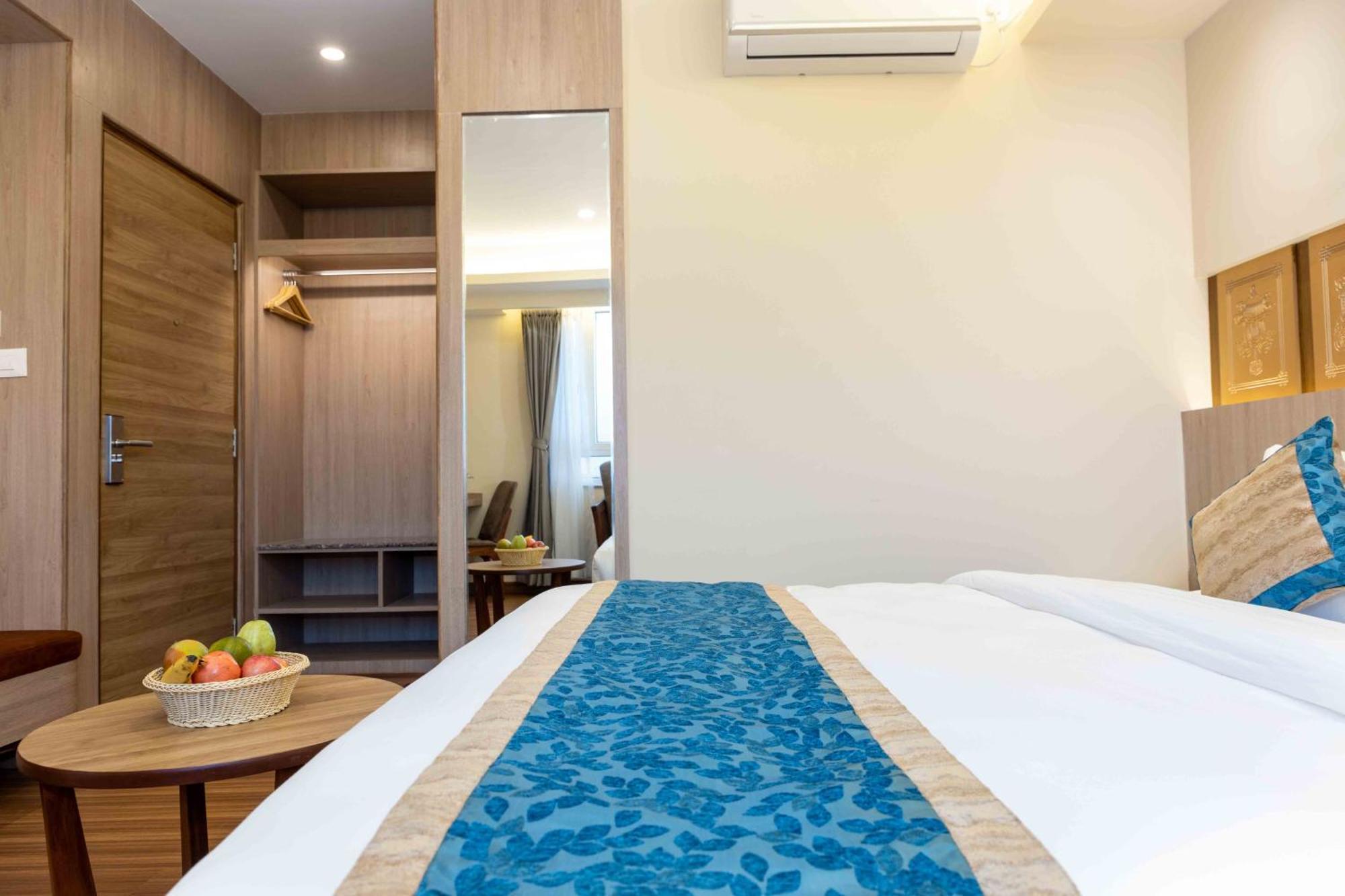 Shuvatara Suites & Spa, Thamel Катманду Экстерьер фото