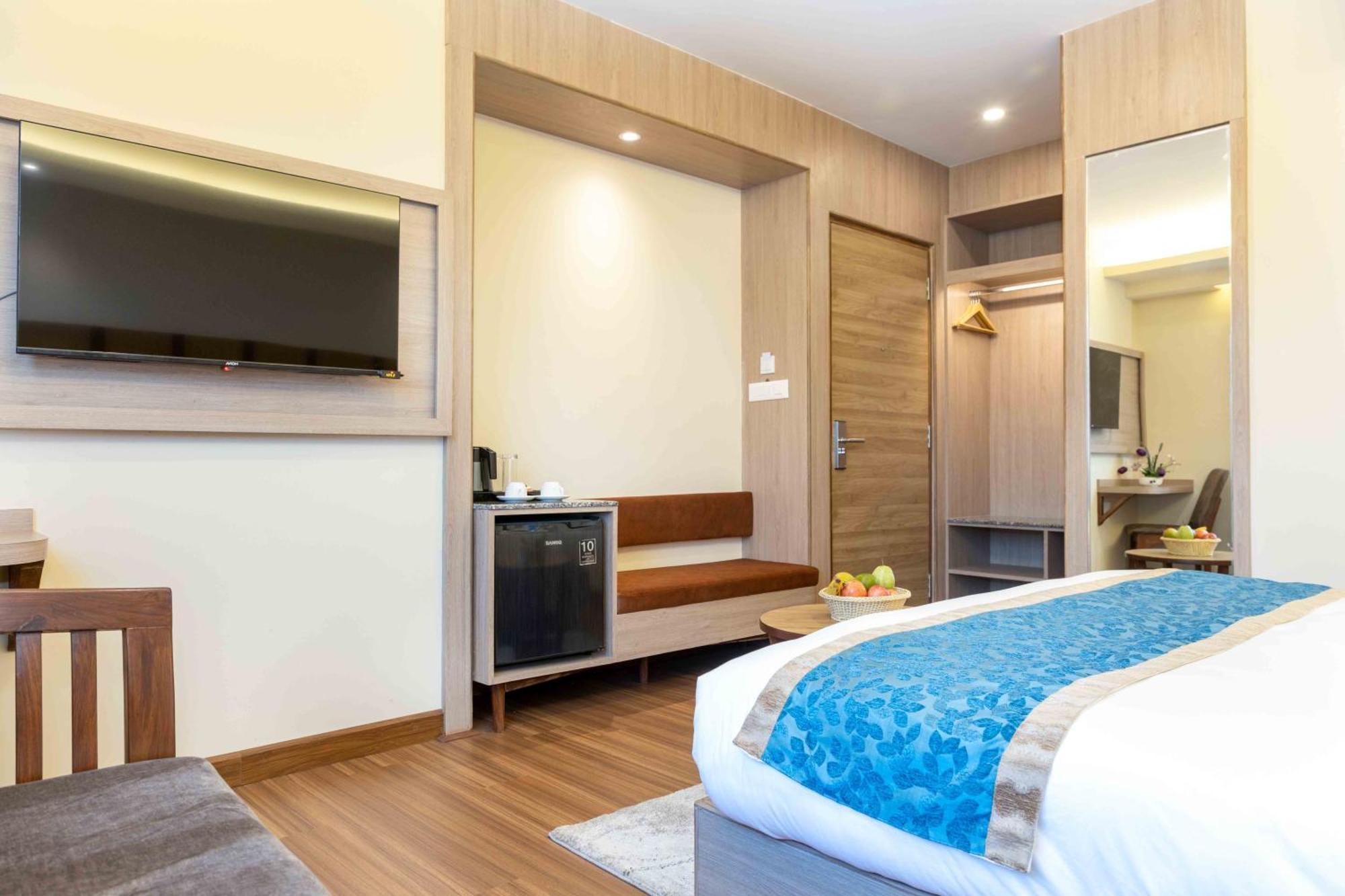 Shuvatara Suites & Spa, Thamel Катманду Экстерьер фото