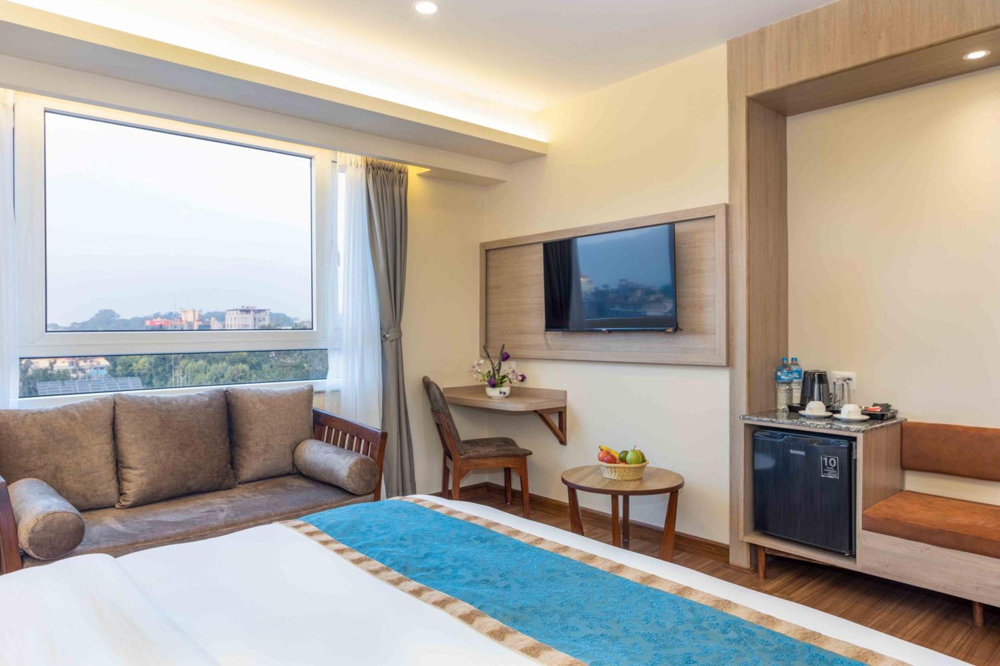 Shuvatara Suites & Spa, Thamel Катманду Экстерьер фото