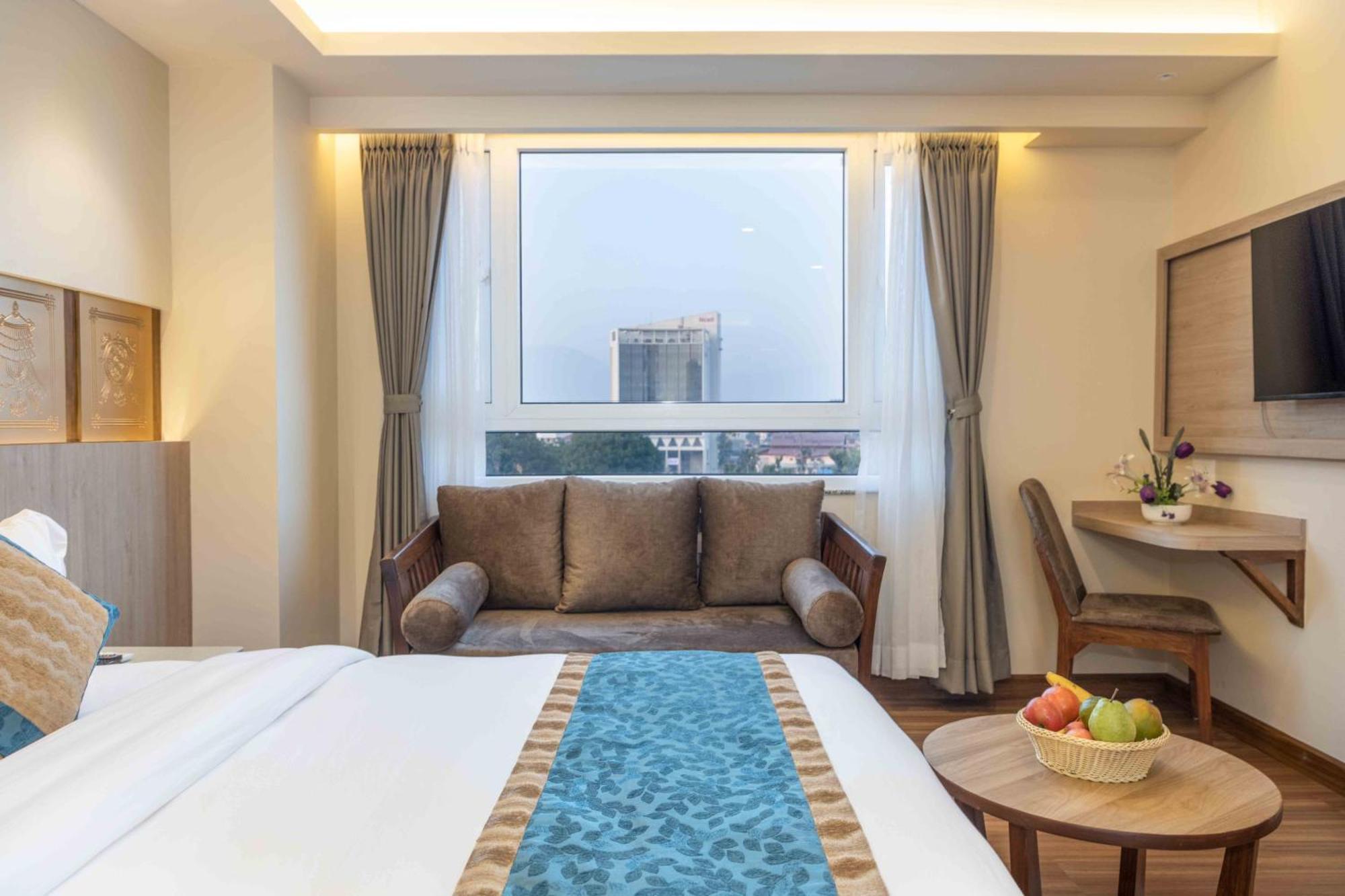 Shuvatara Suites & Spa, Thamel Катманду Экстерьер фото