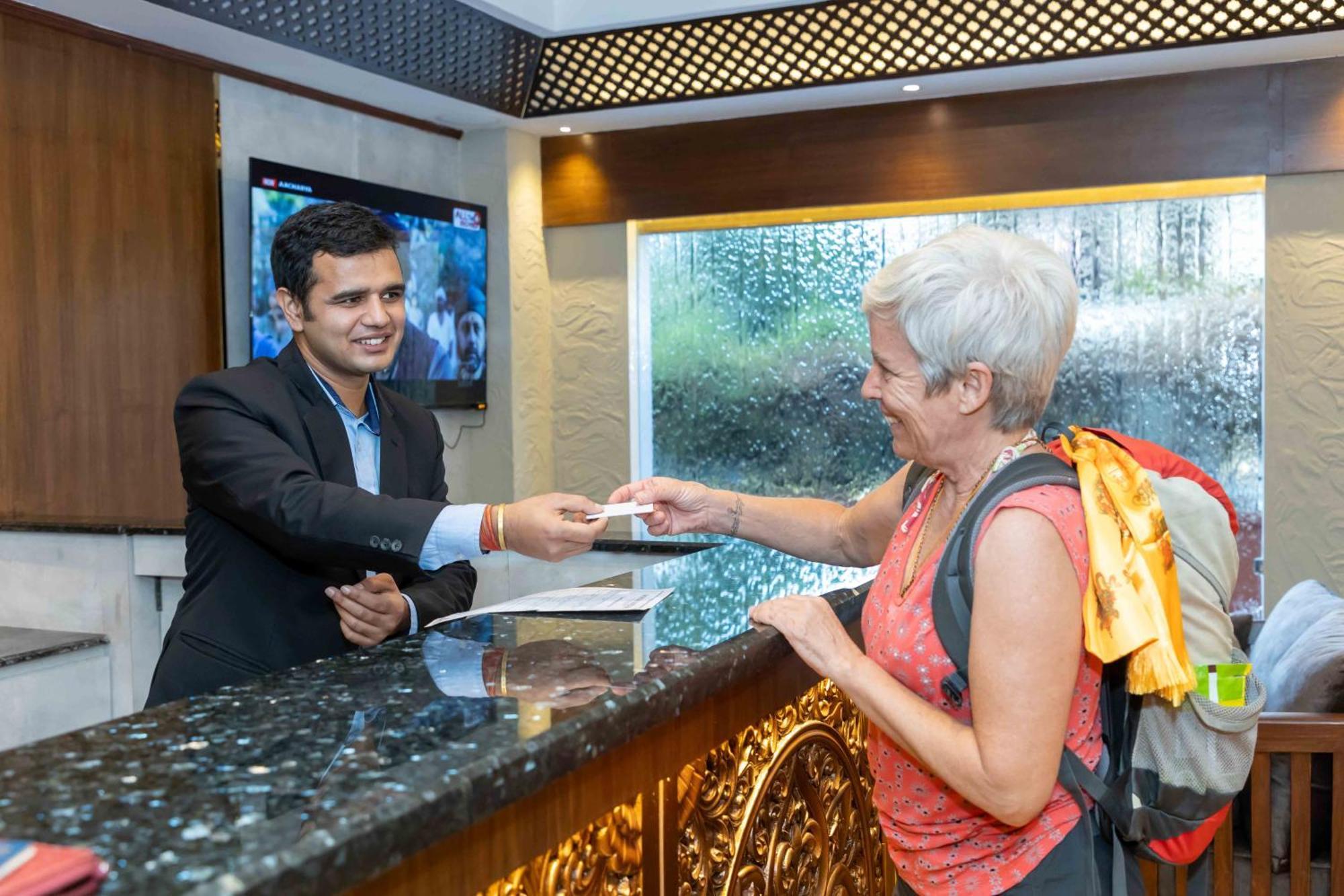 Shuvatara Suites & Spa, Thamel Катманду Экстерьер фото